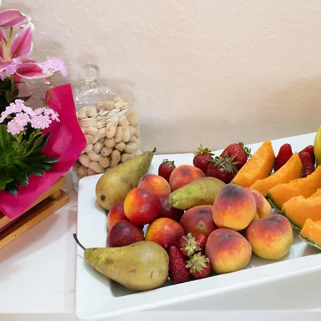 Donatella Hotel 3*