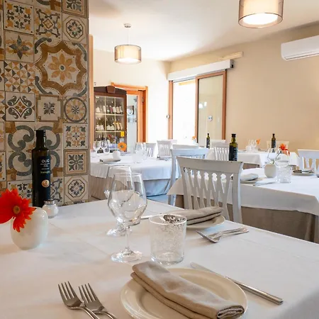 Donatella Hotel