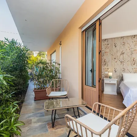 Donatella Hotell Posada (Sardinia)