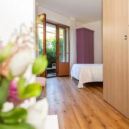 Hotell Donatella 3*