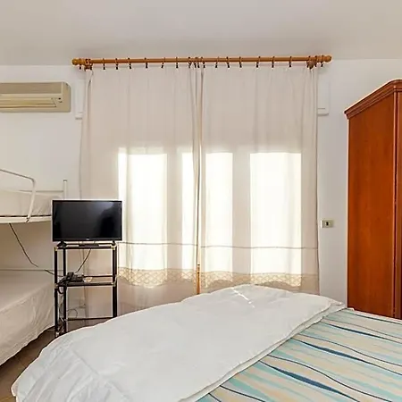 Hotell Donatella 3*