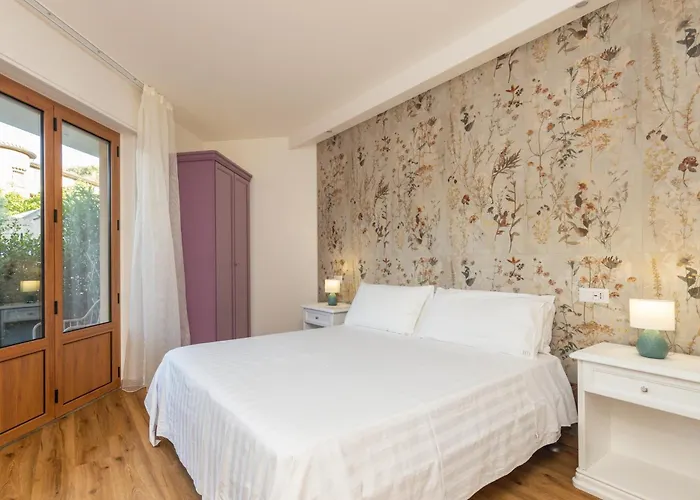 Hotel Donatella Posada (Sardinia)